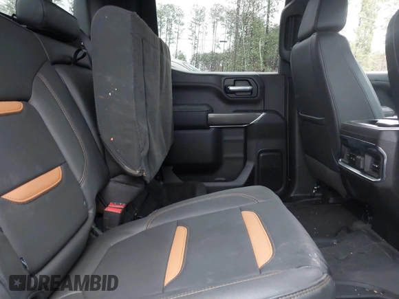 2022 GMC Sierra 1500 AT4 with VIN 1GTU9EET8NZ176059, listed as a IAAI auction lot 41250922 with 28,528 mi miles. Bid and sale history available at carsss.com. Image 8.