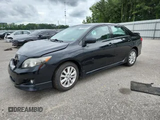 2010 Toyota Corolla z VIN 2T1BU4EE8AC449894, wystawiony jako Copart lot #59790695 z przebiegiem 155 854 mil mil oraz Szkoda całkowita • Salvage title. Historia ofert i sprzedaży dostępna na DreamBid. Obrazek 1.