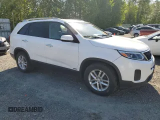 2015 Kia Sorento LX with VIN 5XYKTDA77FG605316, listed as a Copart auction lot 55351165 with 117,514 mi miles and Clean Title. Bid and sale history available at carsss.com. Image 4.