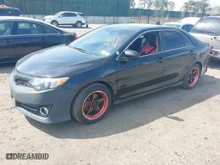 2014 Toyota Camry L with VIN 4T1BF1FK5EU466685, listed as a IAAI auction lot 42040366 with 114,019 mi miles. Bid and sale history available at carsss.com. Image 2.
