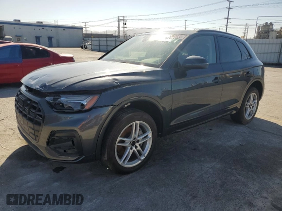 2024 Audi Q5 Premium Plus with VIN WA1BBAFY9R2063776, listed as a Copart auction lot 61252035 with 2,813 mi miles and Salvage title. Bid and sale history available at DreamBid. Image 1.