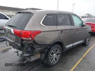 2018 Mitsubishi Outlander SE с VIN JA4AD3A3XJZ020282, выставлен на аукционе IAAI как лот 41516525 с пробегом 96 790 миль миль и . История ставок и продаж доступна на DreamBid. Изображение 4.