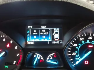 2014 Ford Escape SE z VIN 1FMCU9GX5EUA05294, wystawiony jako IAAI lot #42282028 z przebiegiem 119 046 mil mil oraz . Historia ofert i sprzedaży dostępna na DreamBid. Obrazek 15.