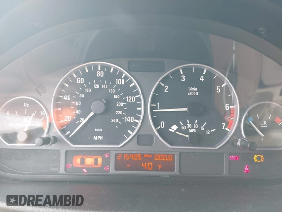 2001 BMW 3 Series 330i with VIN WBAAV53471JR79008, listed as a IAAI auction lot 42165063 with 215,409 mi miles and . Bid and sale history available at carsss.com. Image 7.