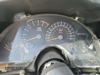 2002 Pontiac Firebird Formula z VIN 2G2FV22G522121744, wystawiony jako Copart lot #46989175 z przebiegiem Nie podano mil oraz Szkoda całkowita • Salvage title. Historia ofert i sprzedaży dostępna na DreamBid. Obrazek 9.