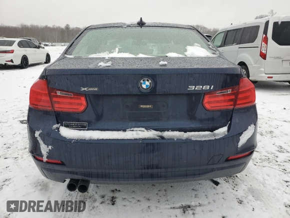 2013 BMW 3 Series 328i xDrive with VIN WBA3B5C51DF593606, listed as a Copart auction lot 44393335 with 0 mi miles and Clean Title. Bid and sale history available at carsss.com. Image 6.