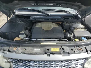 2008 Land Rover Range Rover SC z VIN SALMF13478A273312, wystawiony jako Copart lot #65309235 z przebiegiem 155 149 mil mil oraz Czysty tytuł • Clean title. Historia ofert i sprzedaży dostępna na DreamBid. Obrazek 12.