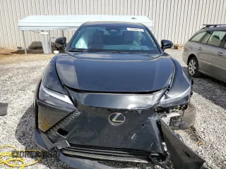 2023 Lexus RZ 450e Premium z VIN JTJAAAAB8PA018786, wystawiony jako Copart lot #47896015 z przebiegiem 14 665 mil mil oraz Szkoda całkowita • Salvage title. Historia ofert i sprzedaży dostępna na DreamBid. Obrazek 5.