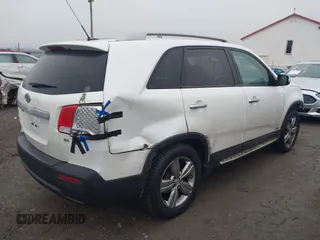 2012 Kia Sorento EX with VIN 5XYKUCA69CG230619, listed as a IAAI auction lot 41453956 with 161,778 mi miles. Bid and sale history available at carsss.com. Image 4.