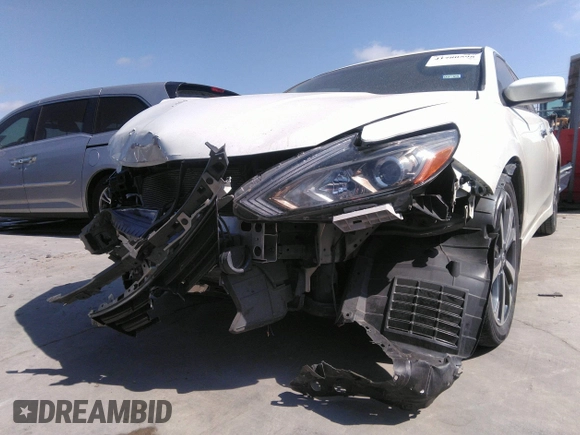 2016 Nissan Altima SR with VIN 1N4AL3AP0GC230628, listed as a IAAI auction lot 41780598 with 102,169 mi miles and . Bid and sale history available at carsss.com. Image 6.