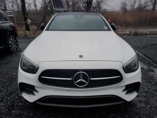 2022 Mercedes-Benz E 350 z VIN W1KZF8EB9NB096369, wystawiony jako Copart lot #84892204 z przebiegiem 28 379 mil mil oraz Szkoda całkowita • Salvage title. Historia ofert i sprzedaży dostępna na DreamBid. Obrazek 5.