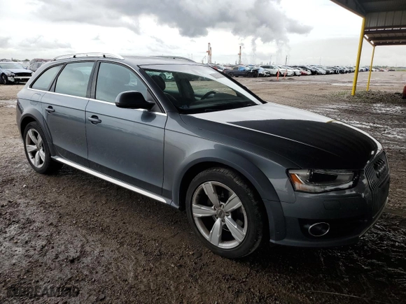 2013 Audi allroad Premium Plus with VIN WA1UFAFLXDA045299, listed as a Copart auction lot 63993494 with 86,468 mi miles and Salvage Title. Bid and sale history available at carsss.com. Image 4.