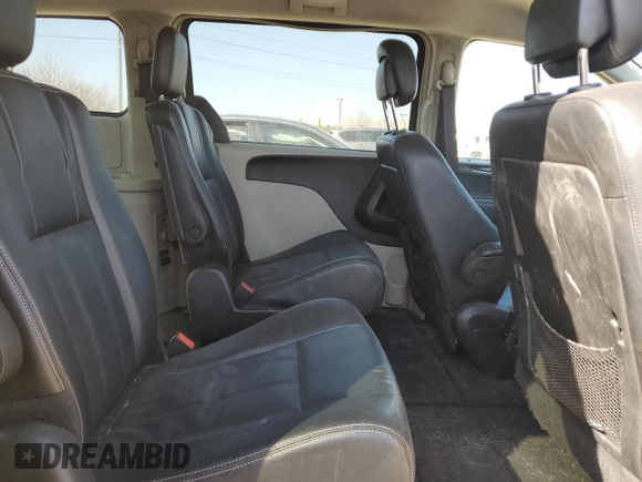 2016 Chrysler Town & Country Touring with VIN 2C4RC1BG2GR147984, listed as a Copart auction lot 48196815 with 136,214 mi miles and Salvage Title. Bid and sale history available at carsss.com. Image 11.