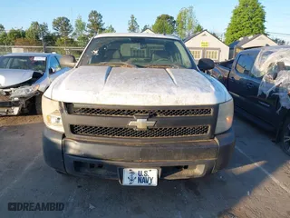 2007 Chevrolet Silverado 1500 LT w/1LT with VIN 1GCEC19J07E552769, listed as a IAAI auction lot 41997956 with 1 mi miles. Bid and sale history available at carsss.com. Image 12.