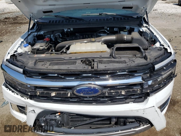 2024 Ford Expedition Max Limited with VIN 1FMJK2A80REA32893, listed as a Copart auction lot 62493855 with 32,254 mi miles and Non repairable. Bid and sale history available at DreamBid. Image 12.