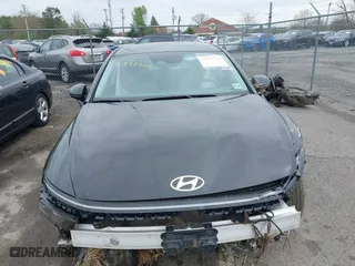 2024 Hyundai Sonata SEL with VIN KMHL64JA9RA392795, listed as a IAAI auction lot 41954328 with 23,298 mi miles. Bid and sale history available at carsss.com. Image 13.