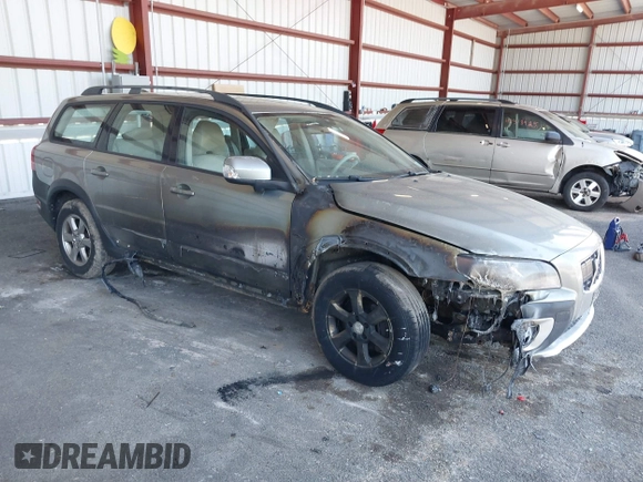 2008 Volvo XC70 с VIN YV4BZ982X81039674, выставлен на аукционе IAAI как лот 42288521 с пробегом 126 283 миль миль и . История ставок и продаж доступна на DreamBid. Изображение 1.