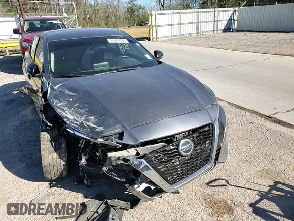 2019 Nissan Altima SR with VIN 1N4BL4CV8KC203983, listed as a Copart auction lot 46869385 with 116,500 mi miles and Salvage Title. Bid and sale history available at carsss.com. Image 10.
