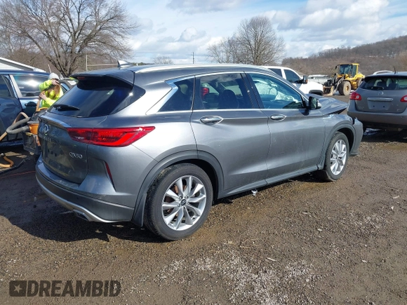 2020 Infiniti QX50 Luxe z VIN 3PCAJ5M38LF112019, wystawiony jako IAAI lot #41395539 z przebiegiem 35 908 mil mil oraz . Historia ofert i sprzedaży dostępna na DreamBid. Obrazek 4.