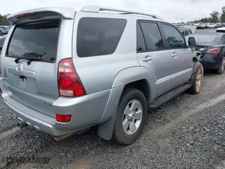 2005 Toyota 4Runner SR5 with VIN JTEZU14R050058848, listed as a IAAI auction lot 41764430 with 189,902 mi miles. Bid and sale history available at carsss.com. Image 4.
