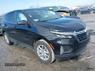 2022 Chevrolet Equinox LT with VIN 3GNAXKEV4NL280121, listed as a IAAI auction lot 41686554 with 13,666 mi miles. Bid and sale history available at carsss.com. Image 1.