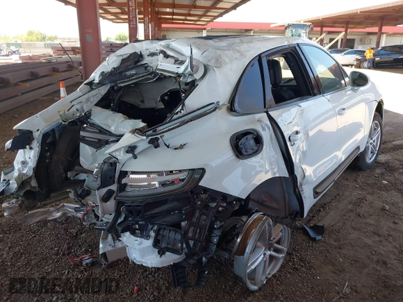 2024 Porsche Macan with VIN WP1AA2A55RLB16232, listed as a IAAI auction lot 42617348 with Not provided miles and . Bid and sale history available at DreamBid. Image 4.