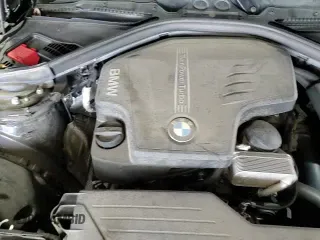 2018 BMW 3 Series 320i with VIN WBA8A9C5XJK623379, listed as a Copart auction lot 58048745 with 83,856 mi miles and Salvage title. Bid and sale history available at DreamBid. Image 13.