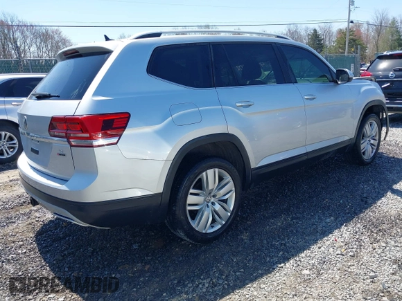 2019 Volkswagen Atlas SE with VIN 1V2UR2CA7KC528108, listed as a IAAI auction lot 42045402 with 66,479 mi miles and . Bid and sale history available at DreamBid. Image 4.