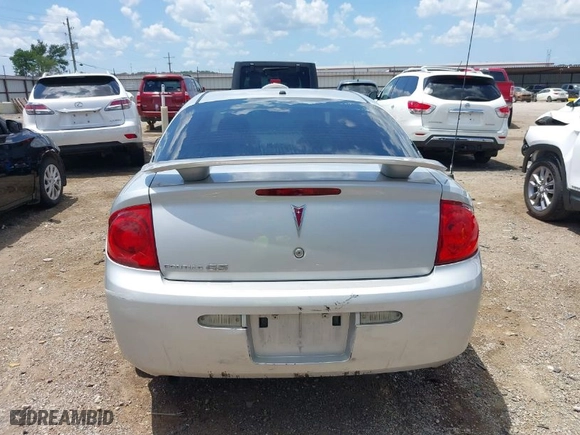 2008 Pontiac G5 with VIN 1G2AL18F687230742, listed as a IAAI auction lot 39769801 with NaN miles. Bid and sale history available at carsss.com. Image 16.