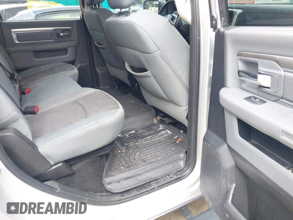 2013 Ram 1500 Lone Star z VIN 1C6RR7TT4DS704232, wystawiony jako IAAI lot #42202210 z przebiegiem 141 419 mil mil oraz . Historia ofert i sprzedaży dostępna na DreamBid. Obrazek 8.