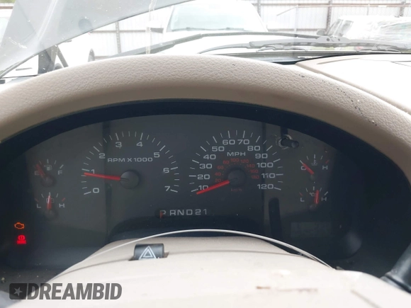 2007 Ford F-150 XLT with VIN 1FTPW02597KB14289, listed as a IAAI auction lot 42298468 with 192,939 mi miles and . Bid and sale history available at DreamBid. Image 7.