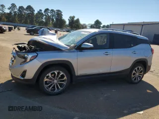 2020 GMC Terrain SLT with VIN 3GKALPEX7LL192751, listed as a Copart auction lot 77169814 with 95,734 mi miles and Salvage Title. Bid and sale history available at carsss.com. Image 1.