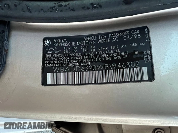 1998 BMW 5 Series 528iA with VIN WBADD6320WBW46302, listed as a Copart auction lot 45062025 with 42,667 mi miles and Salvage Title. Bid and sale history available at carsss.com. Image 10.