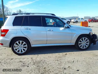 2012 Mercedes-Benz GLK-Class GLK 350 with VIN WDCGG8HB7CF740994, listed as a IAAI auction lot 41640548 with 97,332 mi miles. Bid and sale history available at carsss.com. Image 13.