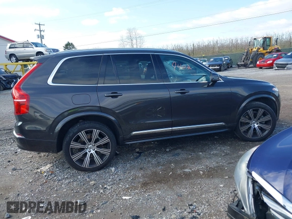 2023 Volvo XC90 Ultimate with VIN YV4062PAXP1904903, listed as a IAAI auction lot 41919402 with 32,000 mi miles. Bid and sale history available at carsss.com. Image 13.