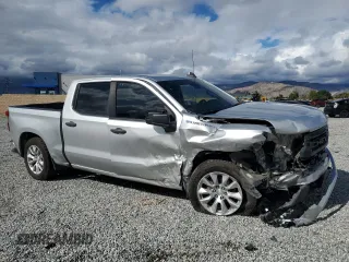 2022 Chevrolet Silverado 1500 Custom with VIN 3GCPABEK7NG521611, listed as a Copart auction lot 49009995 with 124,826 mi miles and Salvage Title. Bid and sale history available at DreamBid. Image 4.