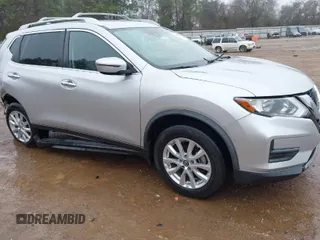 2020 Nissan Rogue SV with VIN JN8AT2MT9LW000239, listed as a IAAI auction lot 41602041 with 67,472 mi miles. Bid and sale history available at carsss.com. Image 1.
