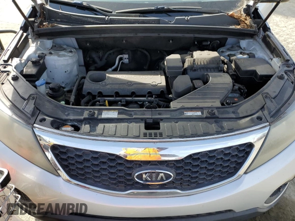 2011 Kia Sorento LX with VIN 5XYKT3A17BG135319, listed as a Copart auction lot 53529095 with 225,609 mi miles and Clean Title. Bid and sale history available at carsss.com. Image 12.
