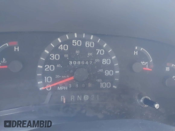 2003 Ford Econoline Passenger XL with VIN 1FBSS31L03HA89902, listed as a IAAI auction lot 42139053 with 308,647 mi miles. Bid and sale history available at carsss.com. Image 7.