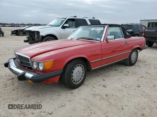 1986 Mercedes-Benz 560 with VIN WDBBA48D8GA054377, listed as a Copart auction lot 45391915 with 98,728 mi miles and Salvage Title. Bid and sale history available at carsss.com. Image 1.