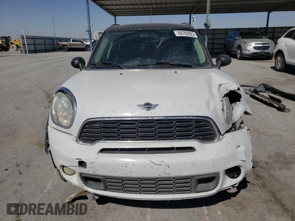 2013 MINI Countryman S with VIN WMWZC3C5XDWP22342, listed as a Copart auction lot 49702823 with 104,441 mi miles and Non repairable. Bid and sale history available at DreamBid. Image 5.