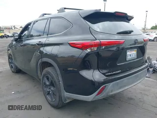 2021 Toyota Highlander L with VIN 5TDCZRAH1MS085834, listed as a IAAI auction lot 42104266 with 48,133 mi miles and . Bid and sale history available at DreamBid. Image 3.