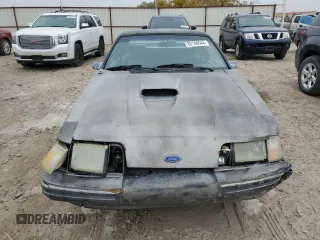 1986 Ford Mustang with VIN 1FABP28T8GF109009, listed as a Copart auction lot 83148544 with 329,005 mi miles and Salvage title. Bid and sale history available at DreamBid. Image 5.