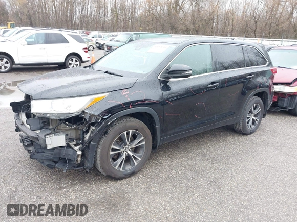 2018 Toyota Highlander LE with VIN 5TDBZRFH7JS835432, listed as a IAAI auction lot 40852130 with 139,136 mi miles and . Bid and sale history available at DreamBid. Image 18.