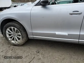 2015 Audi Q5 Premium Plus z VIN WA1LFAFP2FA018566, wystawiony jako Copart lot #47940235 z przebiegiem Nie podano mil oraz Szkoda całkowita • Salvage title. Historia ofert i sprzedaży dostępna na DreamBid. Obrazek 13.