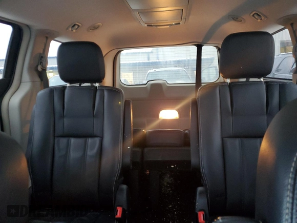 2013 Chrysler Town & Country Touring with VIN 2C4RC1BG9DR737336, listed as a Copart auction lot 85334654 with 202,586 mi miles and Clean Title. Bid and sale history available at carsss.com. Image 10.