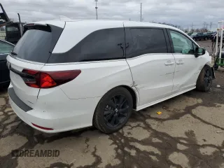 2023 Honda Odyssey Sport with VIN 5FNRL6H75PB076828, listed as a Copart auction lot 81777114 with 8,295 mi miles and Salvage Title. Bid and sale history available at carsss.com. Image 3.