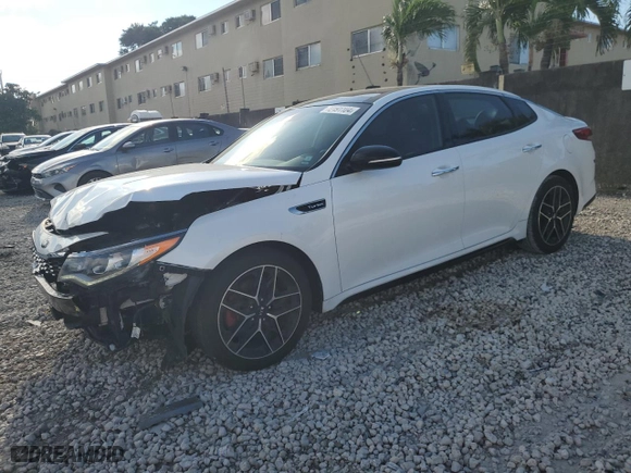 2019 Kia Optima SX with VIN 5XXGW4L29KG367000, listed as a Copart auction lot 72191104 with 103,364 mi miles and Salvage Title. Bid and sale history available at carsss.com. Image 1.