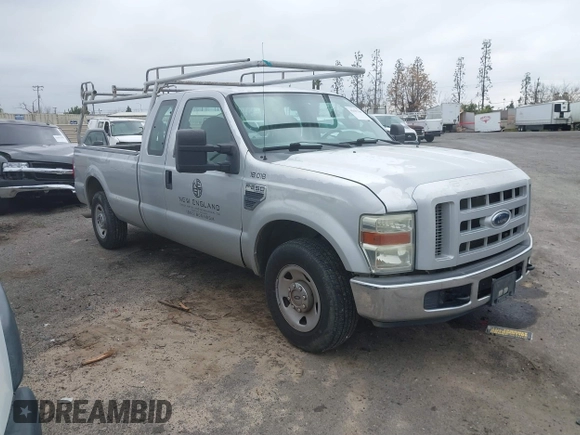 2008 Ford Super Duty F-250 SRW XL with VIN 1FTSX20Y48EC46974, listed as a IAAI auction lot 41637500 with 224,489 mi miles. Bid and sale history available at carsss.com. Image 1.