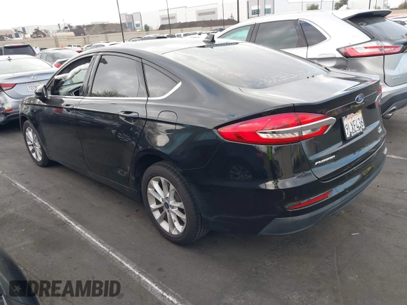 2020 Ford Fusion SE with VIN 3FA6P0HD6LR113376, listed as a IAAI auction lot 41797801 with 51,928 mi miles. Bid and sale history available at carsss.com. Image 3.